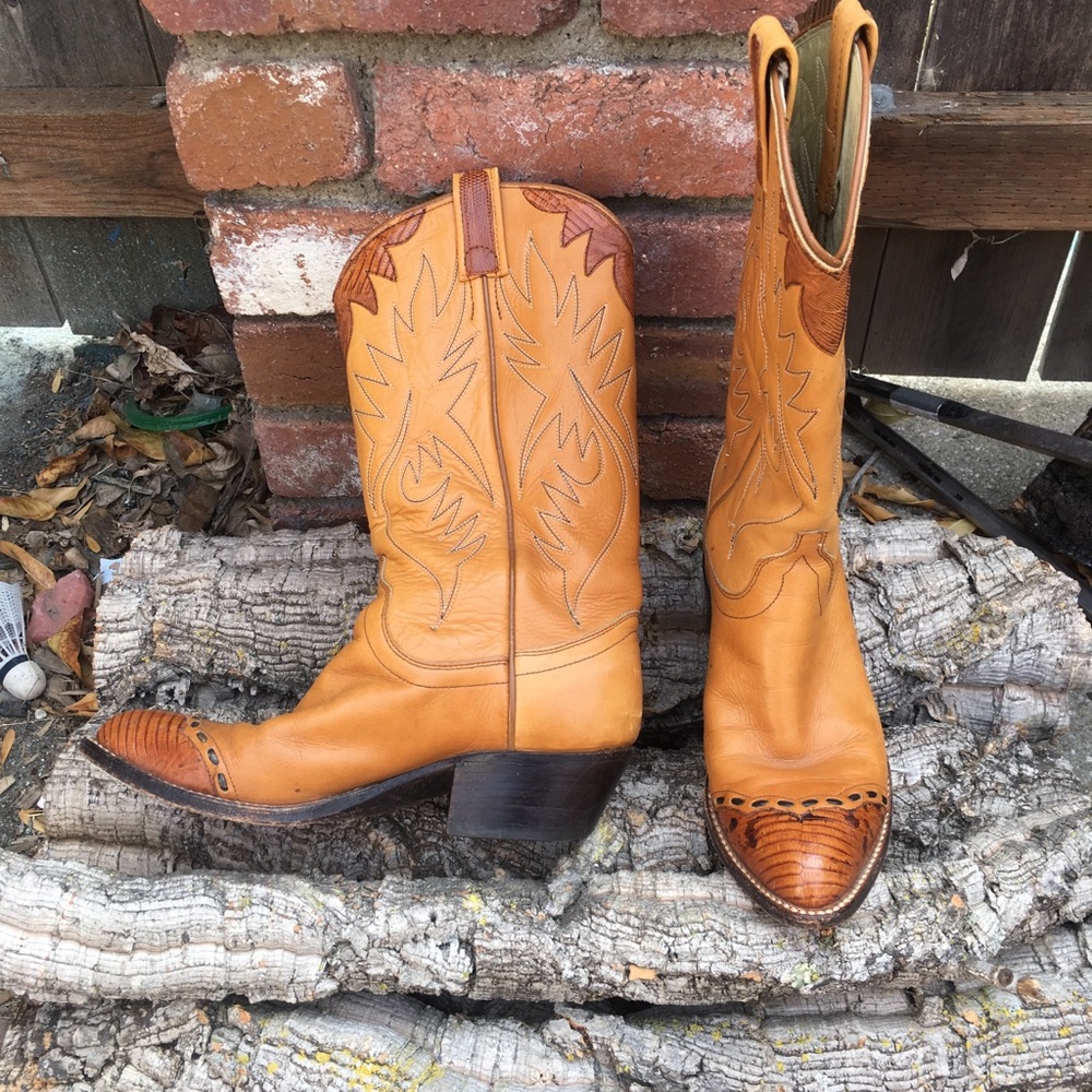 Dan Post Women’s Camel Cowgirl Boots Size 5.5
